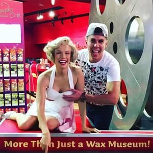 Meet your Posher, Denis